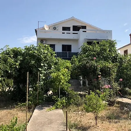 Διαμέρισμα With A Parking Space Jezera, Murter - 5135 *