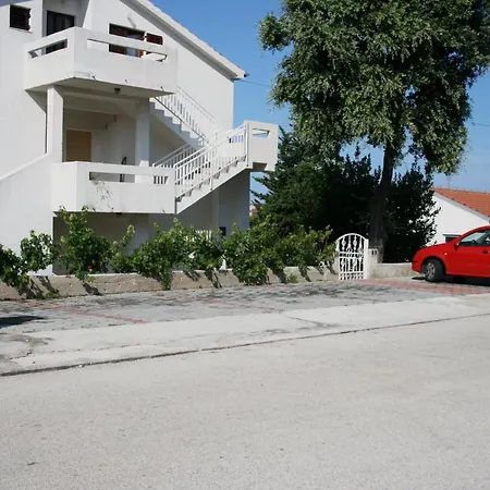 Daire With Parking Space Jezera, Murter - 5135 Jezera